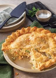 A picture of a savory pot pie. 